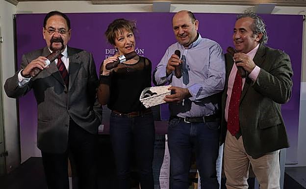 Quintanar de la Sierra reivindica la exclusividad de su morcilla dulce