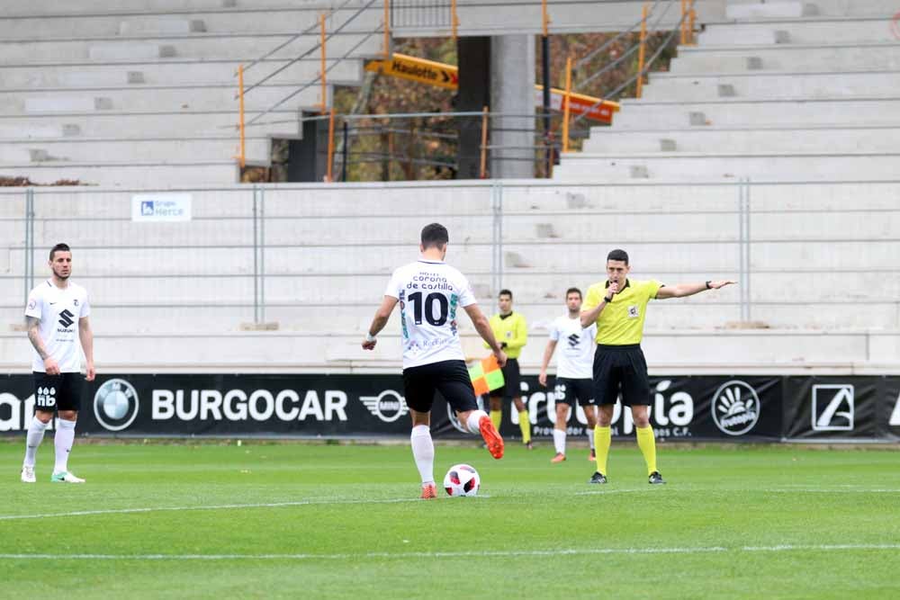 Fotos: Los mejores momentos del Burgos CF - CDA Navalcarnero