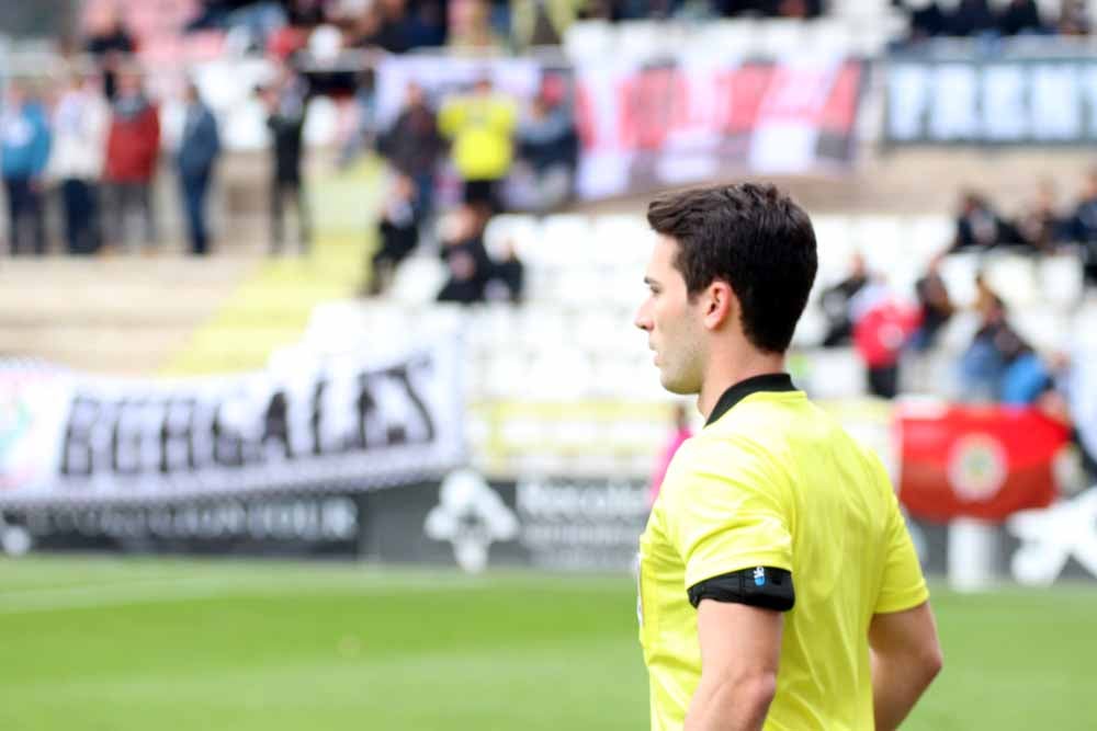 Fotos: Los mejores momentos del Burgos CF - CDA Navalcarnero