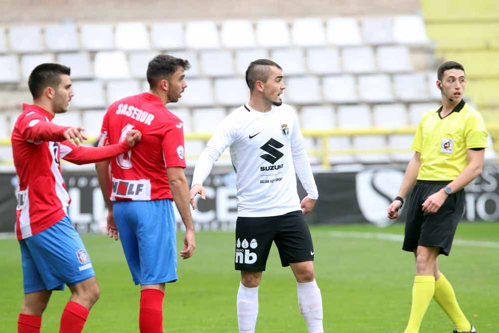 Fotos: Los mejores momentos del Burgos CF - CDA Navalcarnero