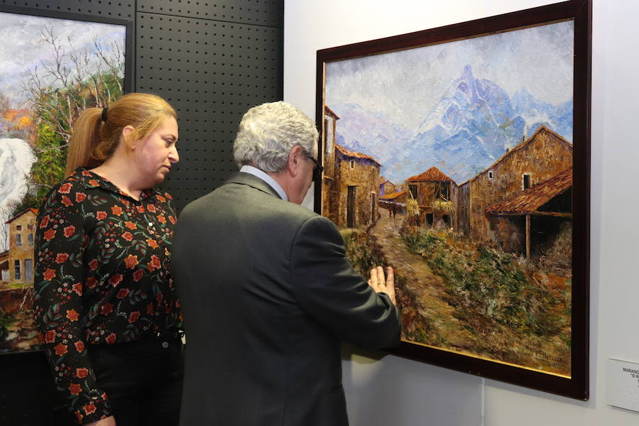 Cuatro pintores castellanoleoneses con discapacidad visual grave exponen sus obras en la Biblioteca San Juan de Burgos para demostrar su superación y talento.