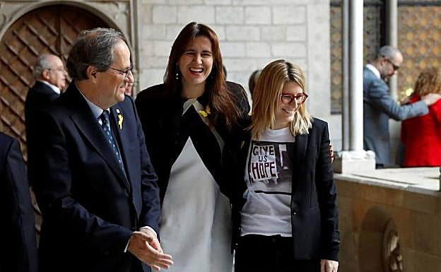 Quim Torra, la consejera de Cultura, Laura Borràs, y la consellera de la Vicepresidencia, Elsa Artadi.