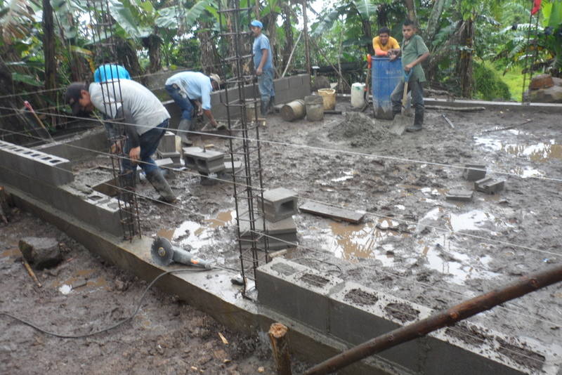 La ONG Amycos ha comenzado la ejecución de su proyecto de mejora de las condiciones de habitabilidad y de salud de familias vulnerables en la comunidad indígena de La Lima - Los Limones en Nicaragua.