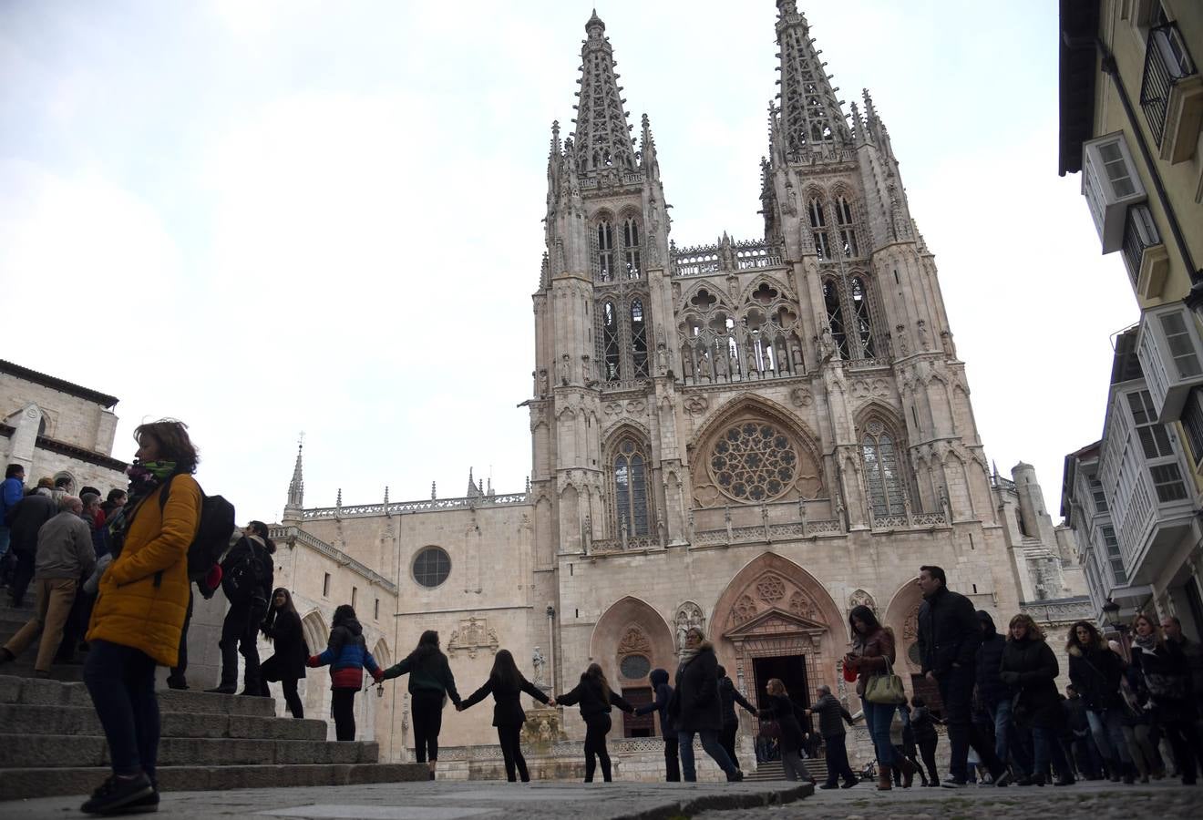 VIII Centenario de la Catedral de Burgos. El aniversario de la colocación de la primera piedra de la seo burgalesa ha sido declarado acontecimiento de excepcional interés público.