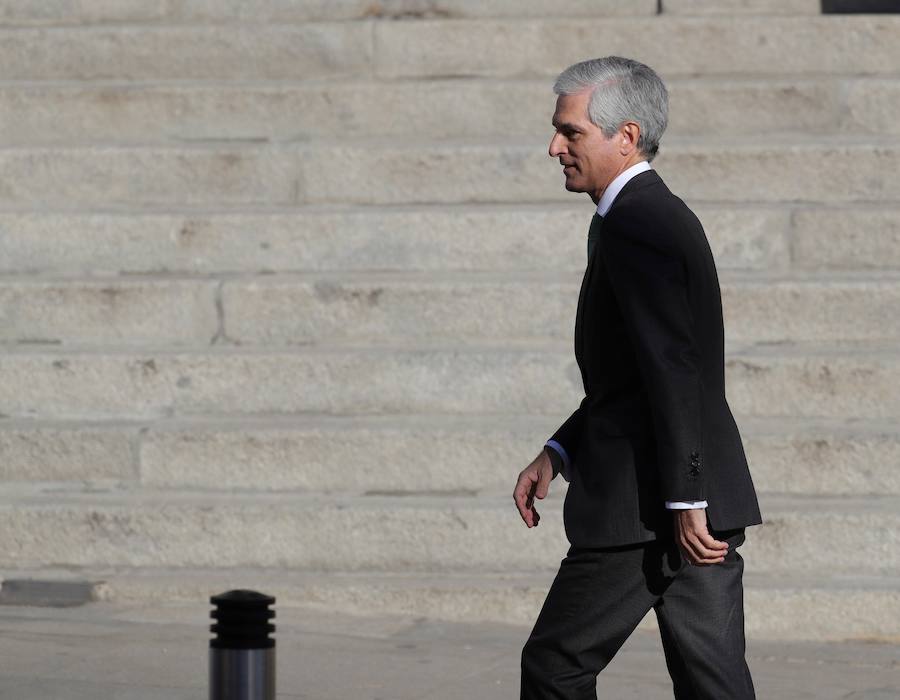 Adolfo Suárez Illana, a su llegada al Congreso.