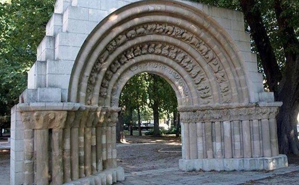 Arco de la Isla en su anterior ubicación, el parque de la Isla de Burgos