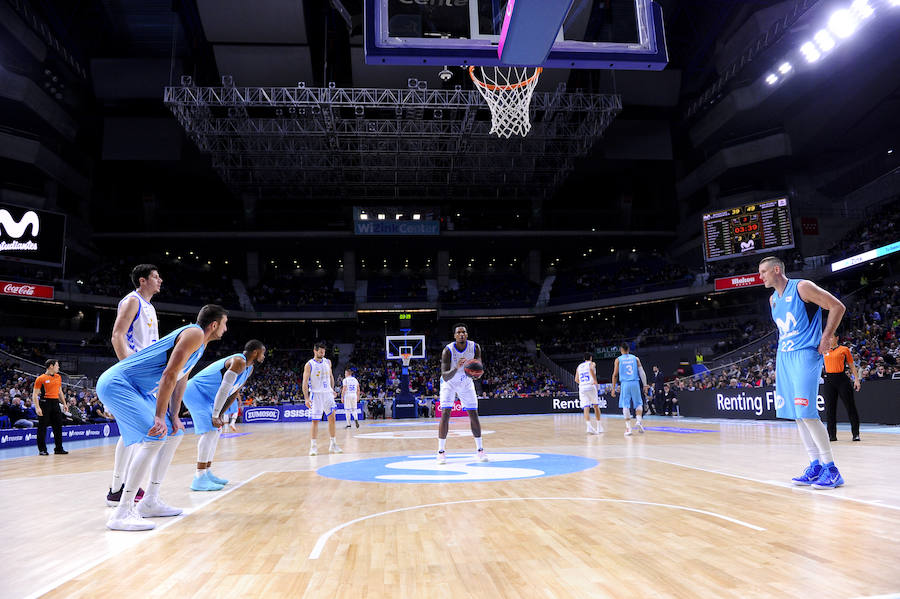 Un resumen en imágenes del partido que ha enfrentado hoy al Movistar Estudiantes y el San Pablo Burgos en el Wizink Center de Madrid.