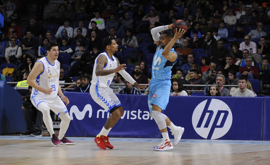 Un resumen en imágenes del partido que ha enfrentado hoy al Movistar Estudiantes y el San Pablo Burgos en el Wizink Center de Madrid.