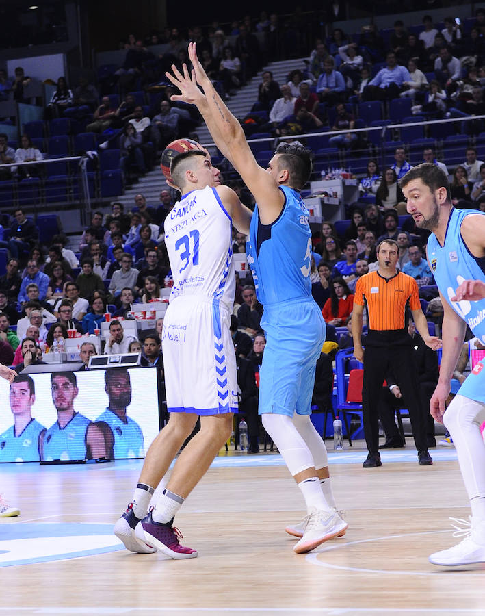 Un resumen en imágenes del partido que ha enfrentado hoy al Movistar Estudiantes y el San Pablo Burgos en el Wizink Center de Madrid.