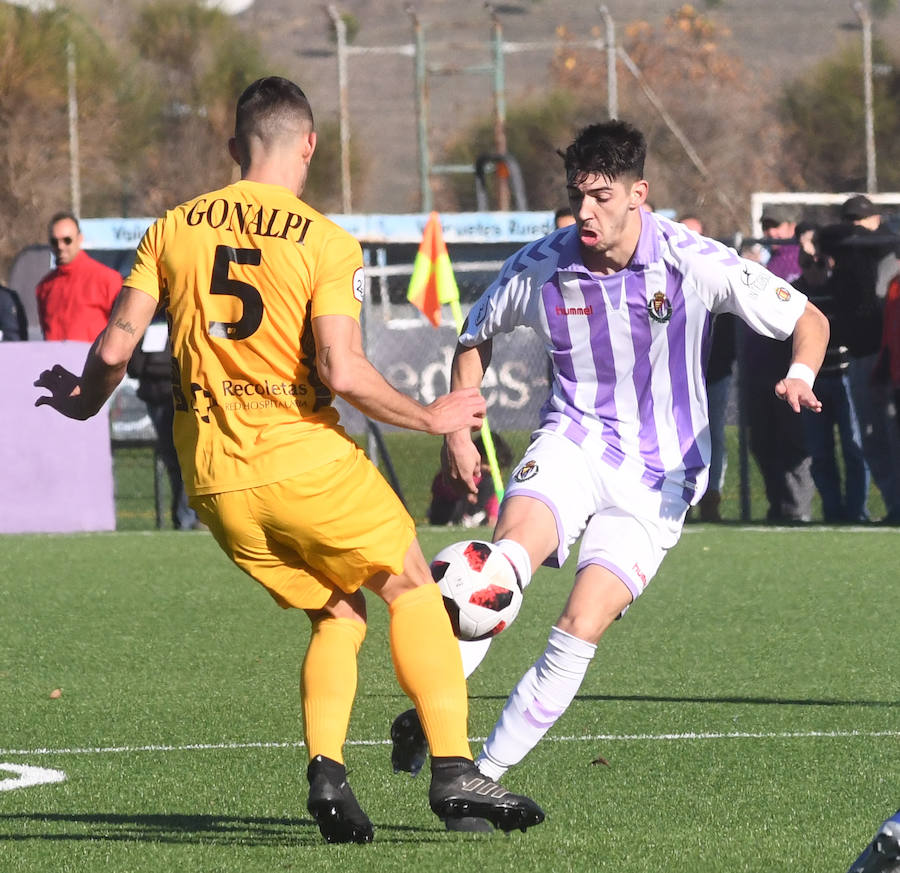 Imágenes de la derrota del Burgos CF frente al Real Valladolid B.