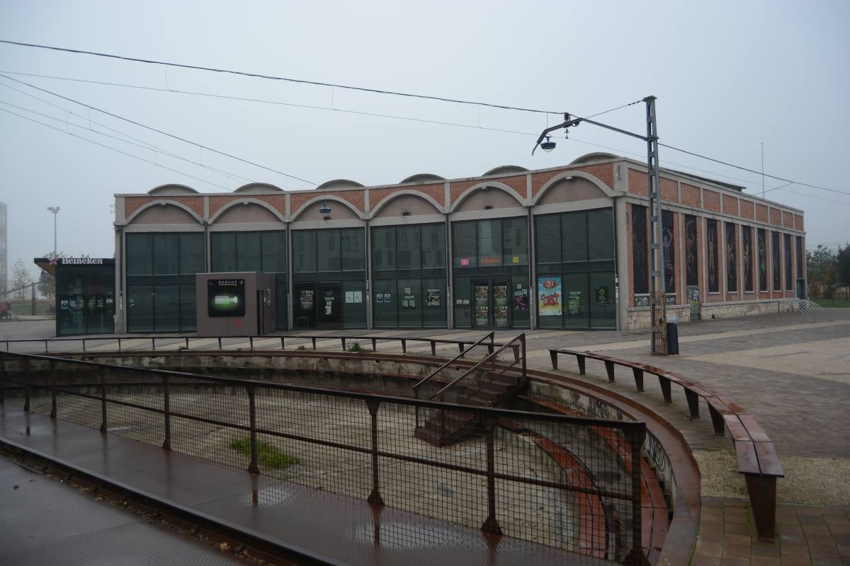 La retirada de las vías derivó en una de las mayores operaciones urbanísticas afrontadas por la ciudad en toda su historia, creando el Bulevar Ferroviario.