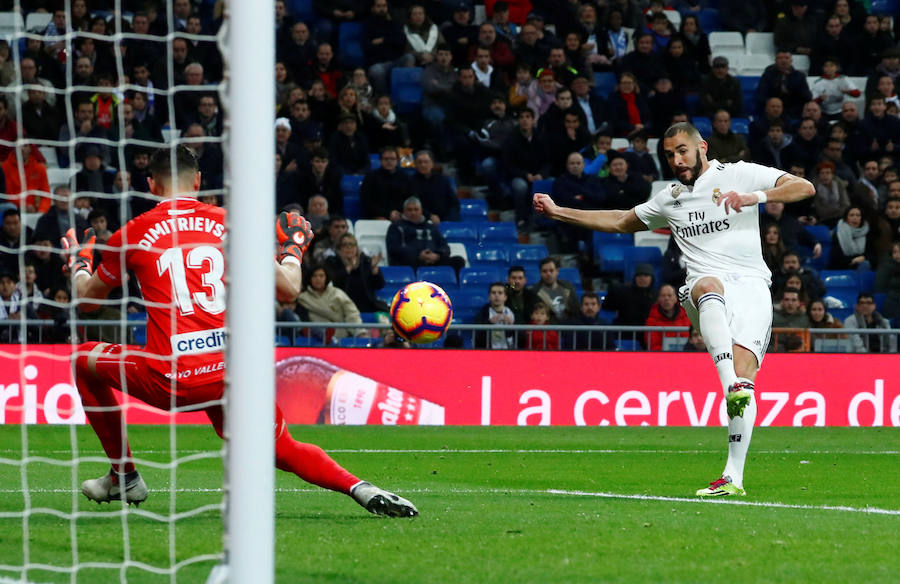 Las mejores imágenes del partido entre el Real MAdrid y el Rayo Vallecano, correspondiente a la 16ª jornada de Liga. 