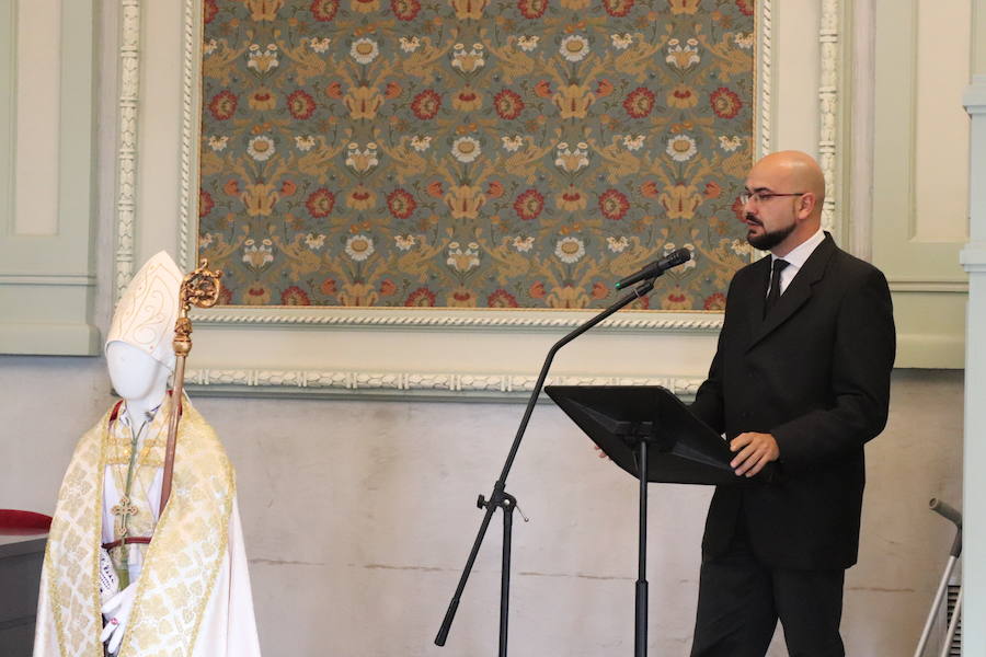 La Escolanía de Puri Cantores de la Catedral de Burgos ha elegido al niño que será el encargado de protagonizar el Obispillo 2018 el próximo 28 de diciembre. El elegido ha sido Ángel Rodrigo del Olmo