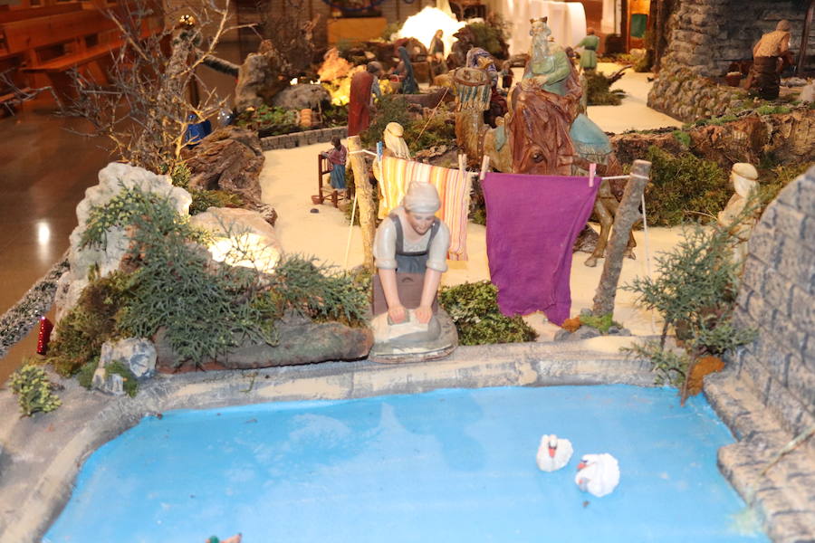 Fotos: El belen de la Iglesia San Martín de Porres, en imágenes