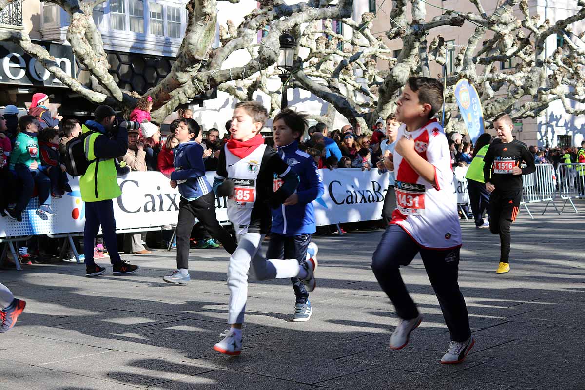 Cientos de niños han participado en la última mañana del año en la XXIX San Silvestre Cidiana