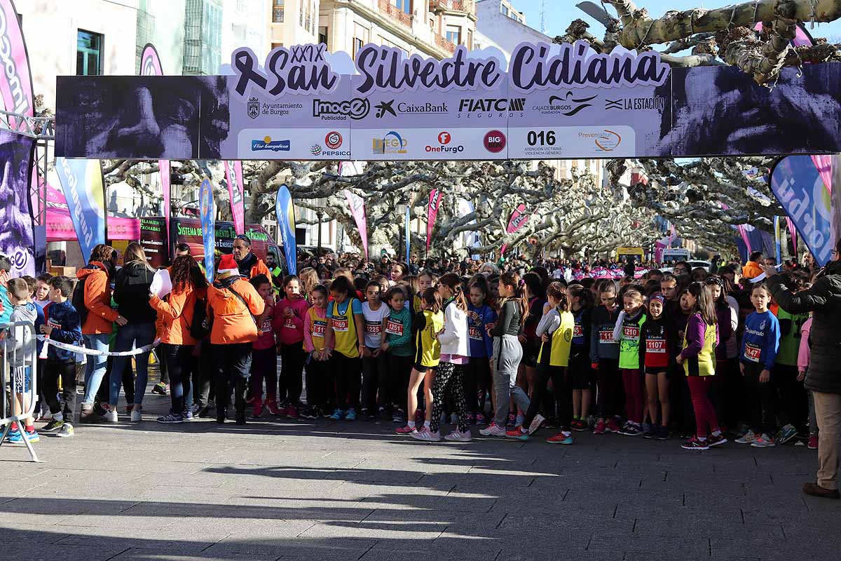 Cientos de niños han participado en la última mañana del año en la XXIX San Silvestre Cidiana