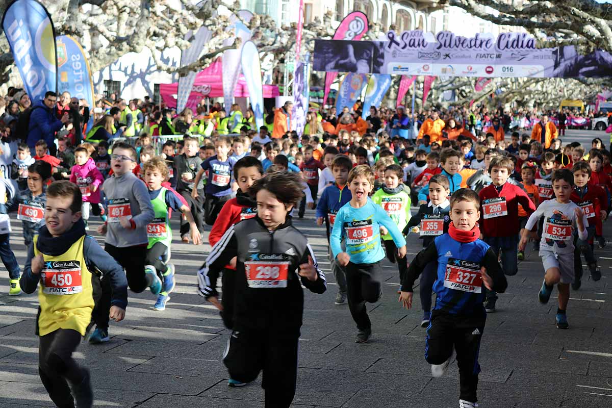 Cientos de niños han participado en la última mañana del año en la XXIX San Silvestre Cidiana