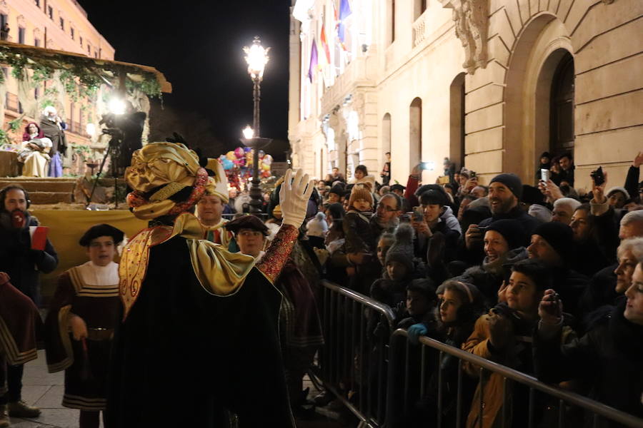 Fotos: La Cabalgata de Reyes de Burgos, en imágenes