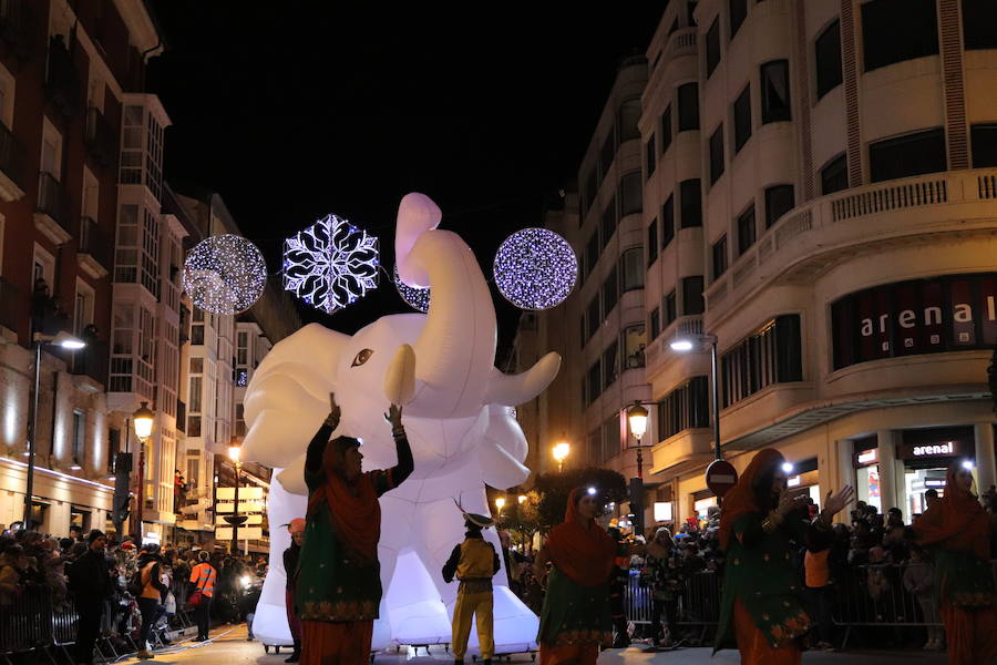 Fotos: La Cabalgata de Reyes de Burgos, en imágenes