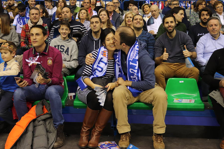 Fotos: Encuéntrate en las fotografías del partido entre el San Pablo Burgos y Barça Lassa