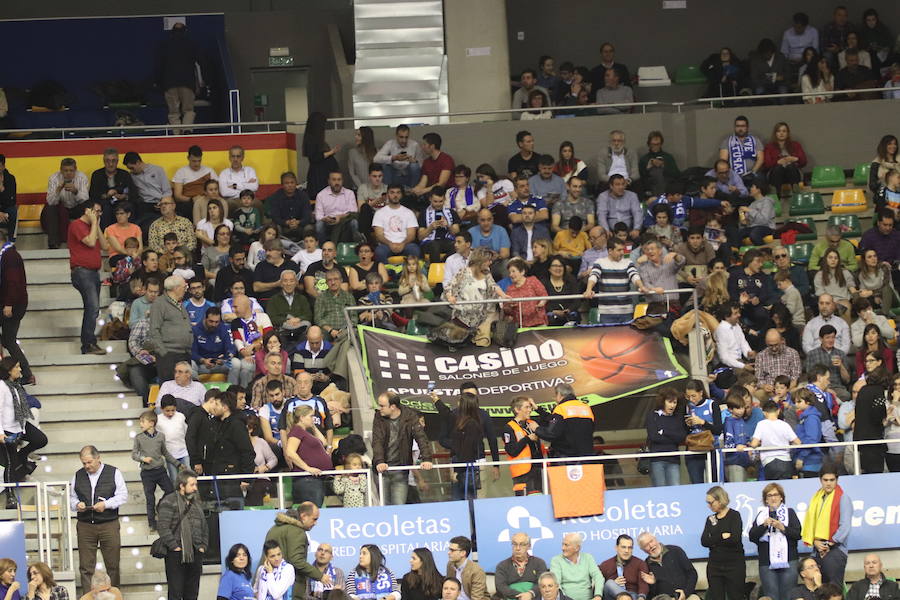 Fotos: Encuéntrate en las fotografías del partido entre el San Pablo Burgos y Barça Lassa