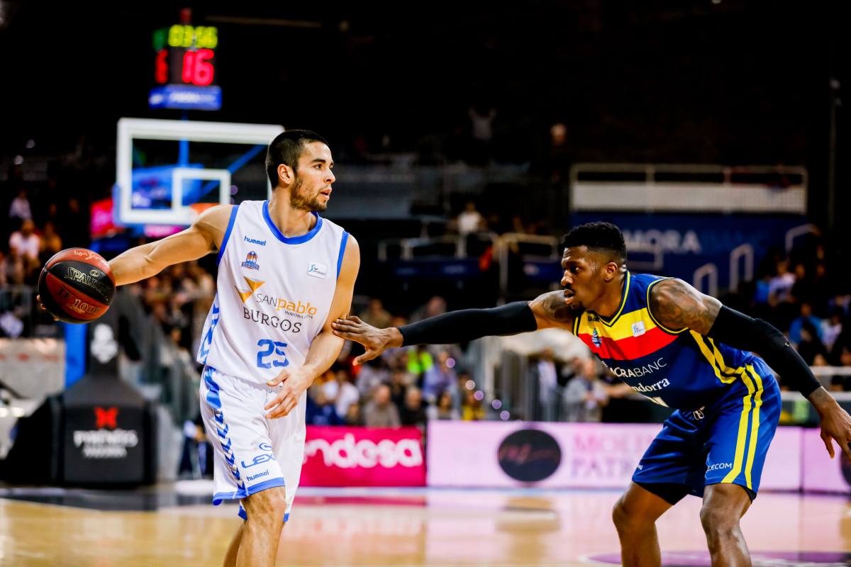 Imágenes del partido disputado esta noche entre el Morabanc Andorra y el San Pablo Burgos.