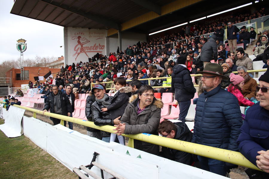 Los burgalesistas han disfrutado de la victoria de su equipo por dos goles a cero frente a la Ponferradina.