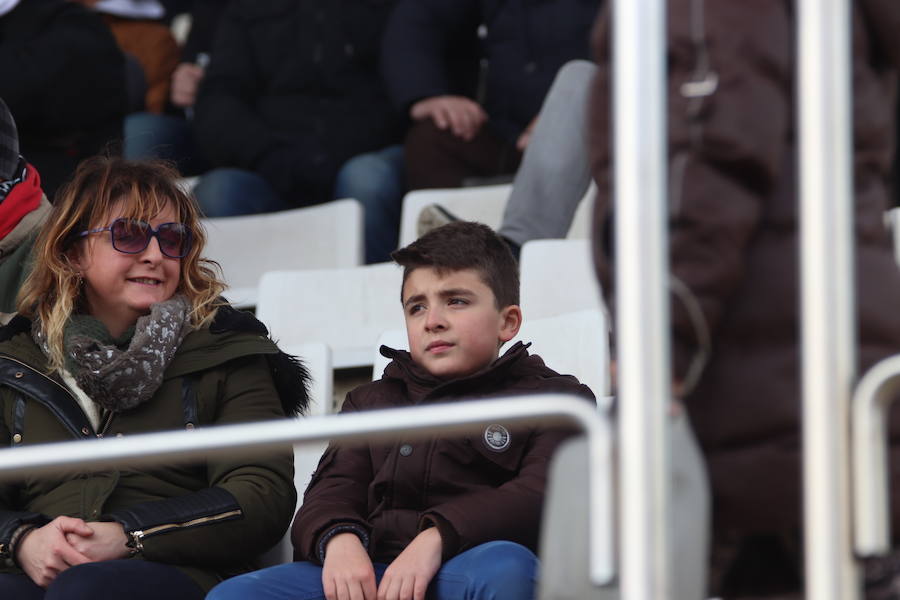 Los burgalesistas han disfrutado de la victoria de su equipo por dos goles a cero frente a la Ponferradina.