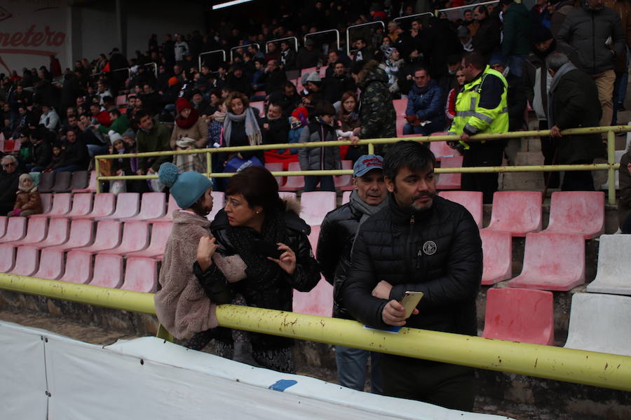 Los burgalesistas han disfrutado de la victoria de su equipo por dos goles a cero frente a la Ponferradina.