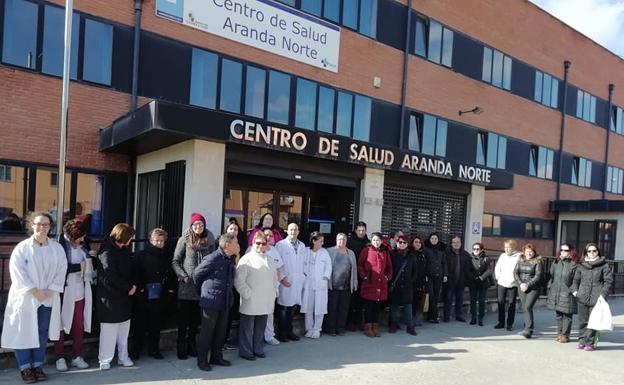 Concentración en el Centro de Salud Aranda Norte. 