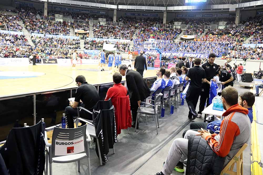 Fotos: Si has estado siguiendo al San Pablo Burgos en el Coliseum, ¡búscate!