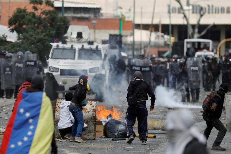 Fotos: Enfrentamientos en Venezuela tras la autoproclamación de Juan Guaidó