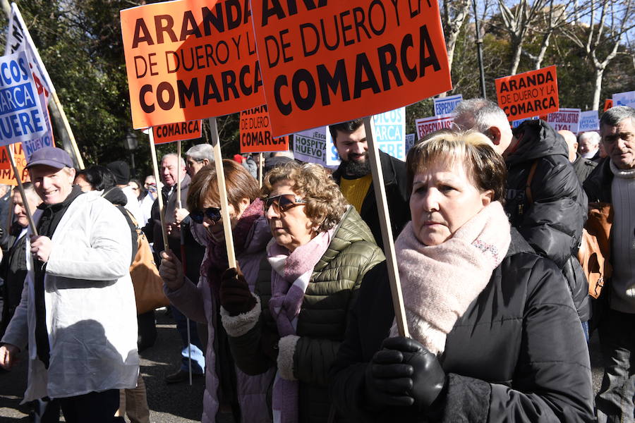 Fotos: Manifestación en Valladolid en defensa de la sanidad pública de Castilla y León