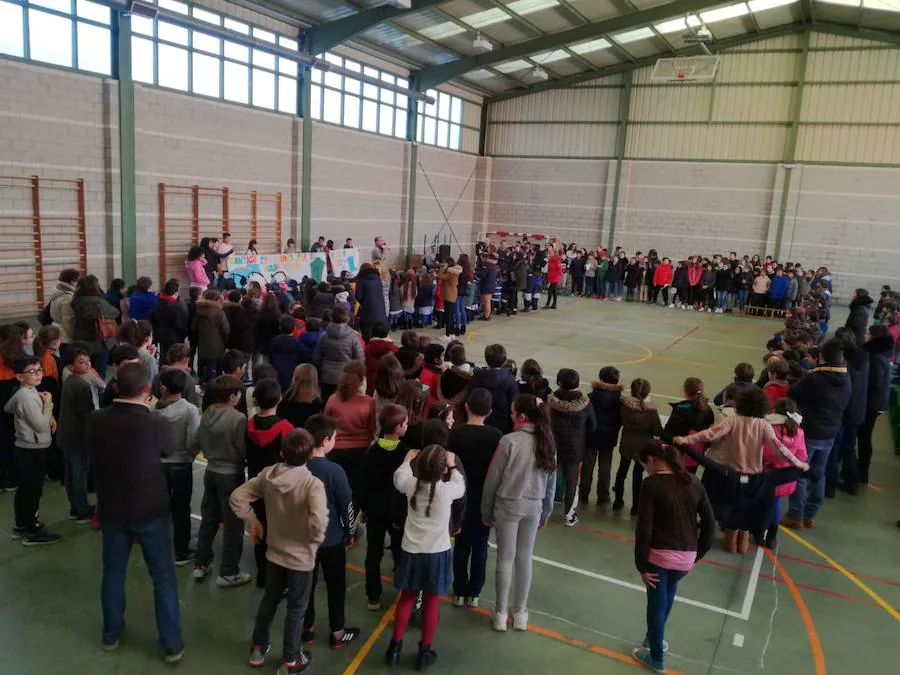 Celebración del Día de la Paz en el Colegio Nuestra Señora del Carmen de Valladolid. 