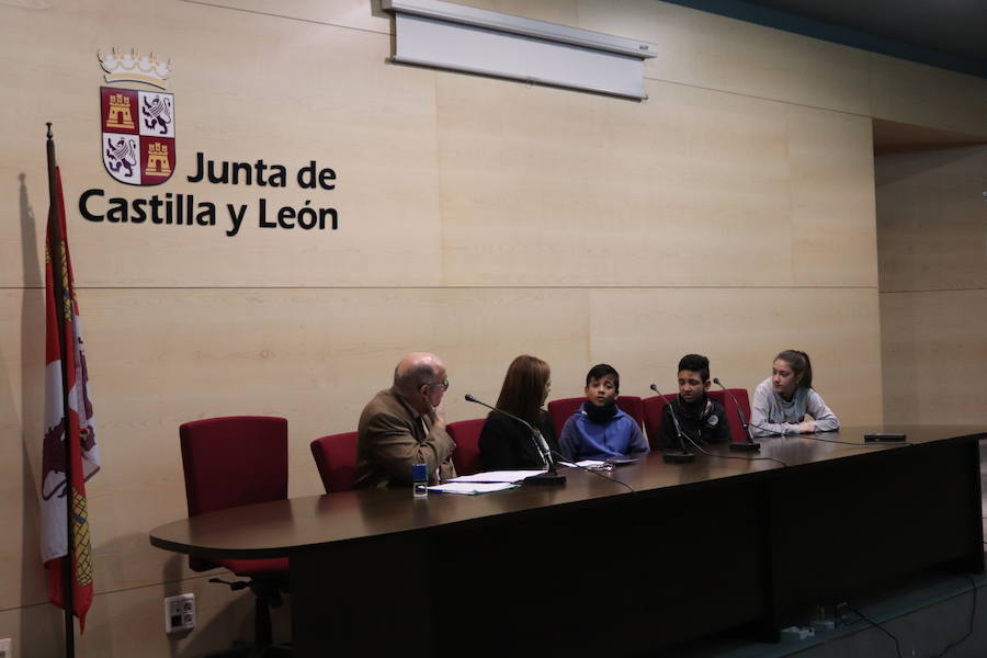 Fotos: Las Cooperativas escolares de Planea Emprededores ya ha registrado sus estatutos