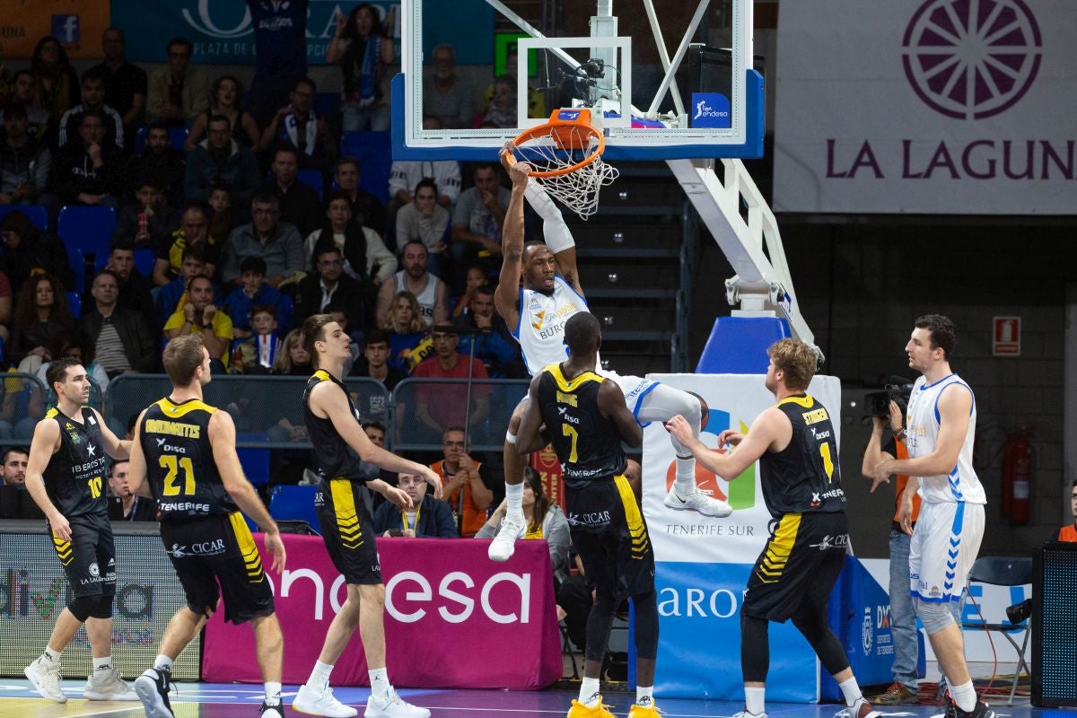 El San Pablo Burgos consigue una victoria balsámica en la pista del Iberostar tenerife. 