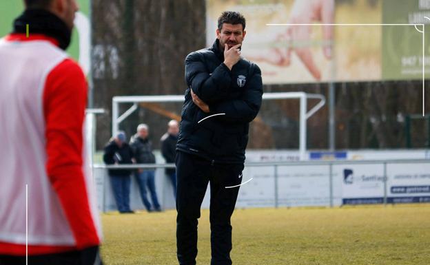 El técnico burgalés Fernando Estévez. 