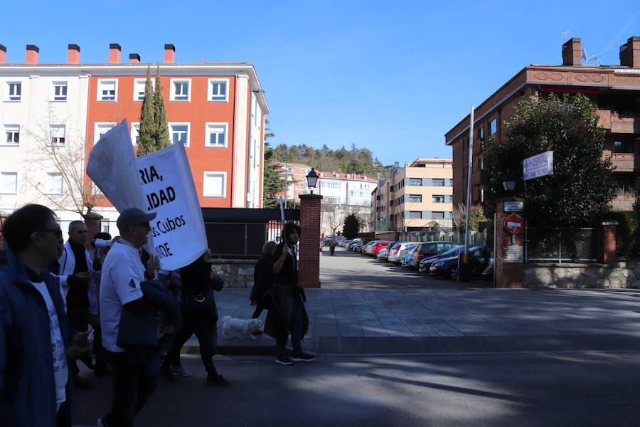 Fotos: Imágenes de la manifestación por la Atención Primaria en Burgos