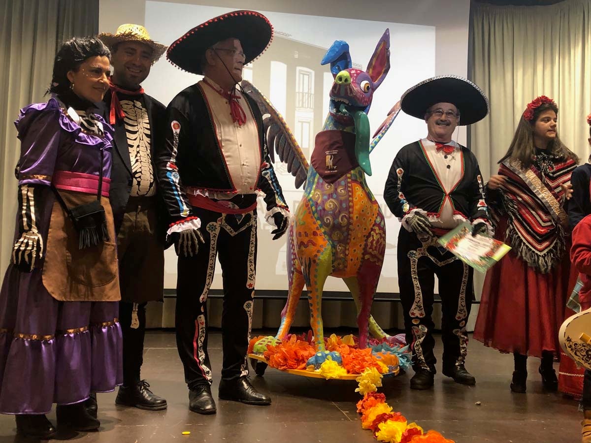 La Casa de Cultura acoge la entrega de premios del desfile de Carnaval del pasado sábado,