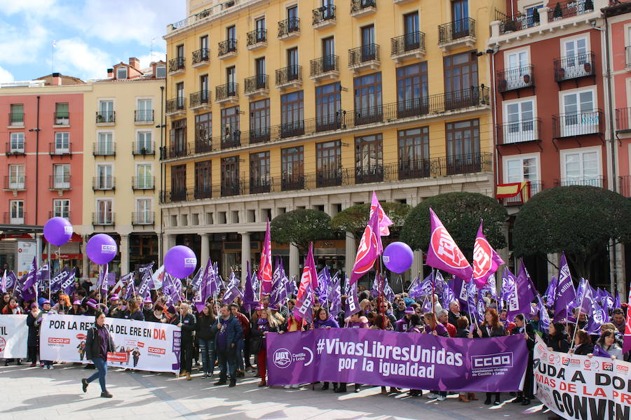 Las reivindicaciones del 8 de Marzo han movilizado, conjuntamente, a estudiantes y trabajadoras contra la discriminación laboral de las mujeres y el techo de cristal
