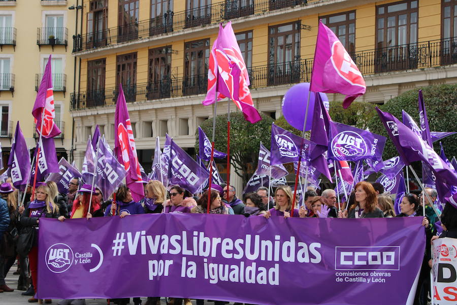 Las reivindicaciones del 8 de Marzo han movilizado, conjuntamente, a estudiantes y trabajadoras contra la discriminación laboral de las mujeres y el techo de cristal