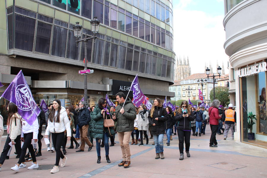 Las reivindicaciones del 8 de Marzo han movilizado, conjuntamente, a estudiantes y trabajadoras contra la discriminación laboral de las mujeres y el techo de cristal