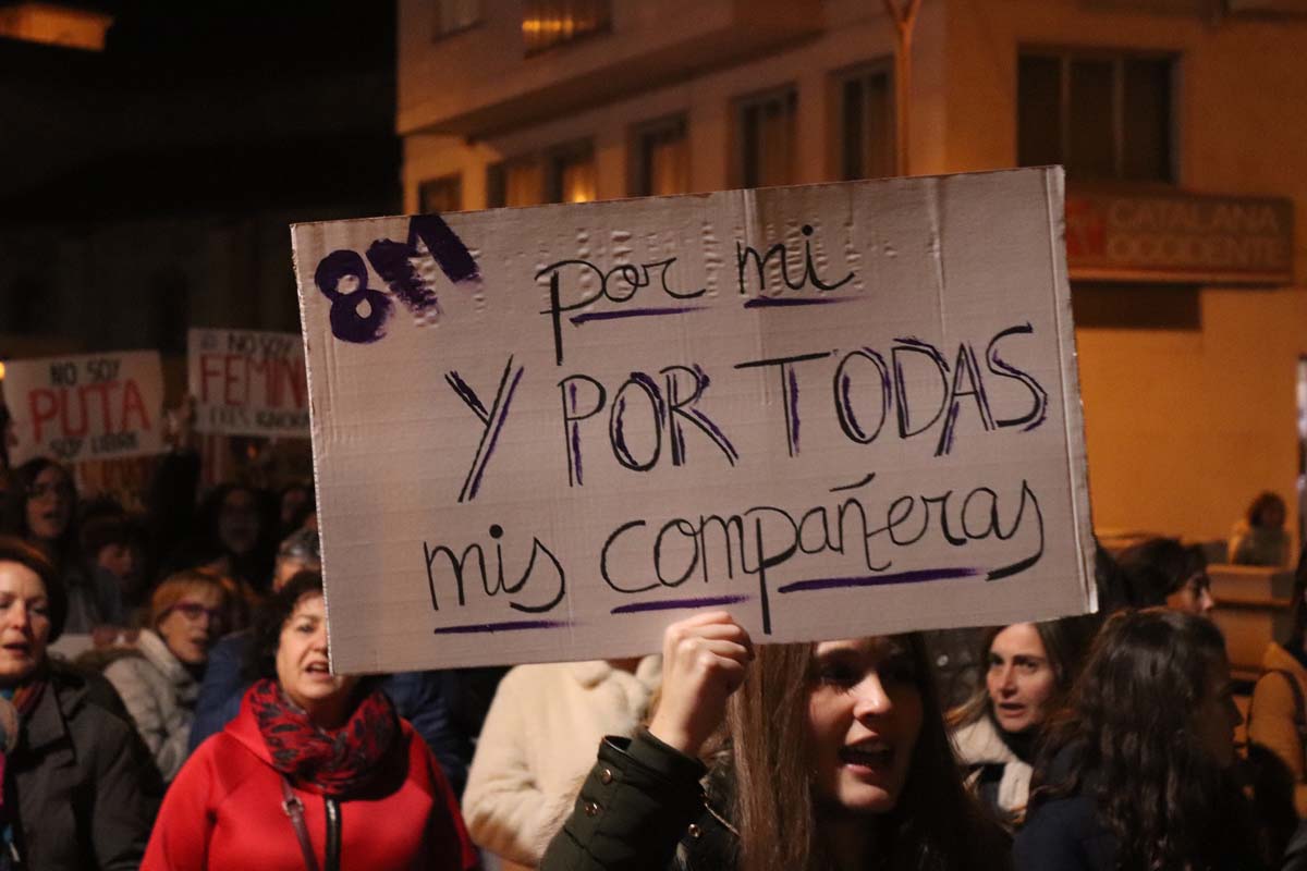 Más de 15.000 burgaleses se suman a otra movilización del 8-M histórica.