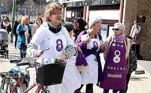 Imagen de una de las últimas caceroladas