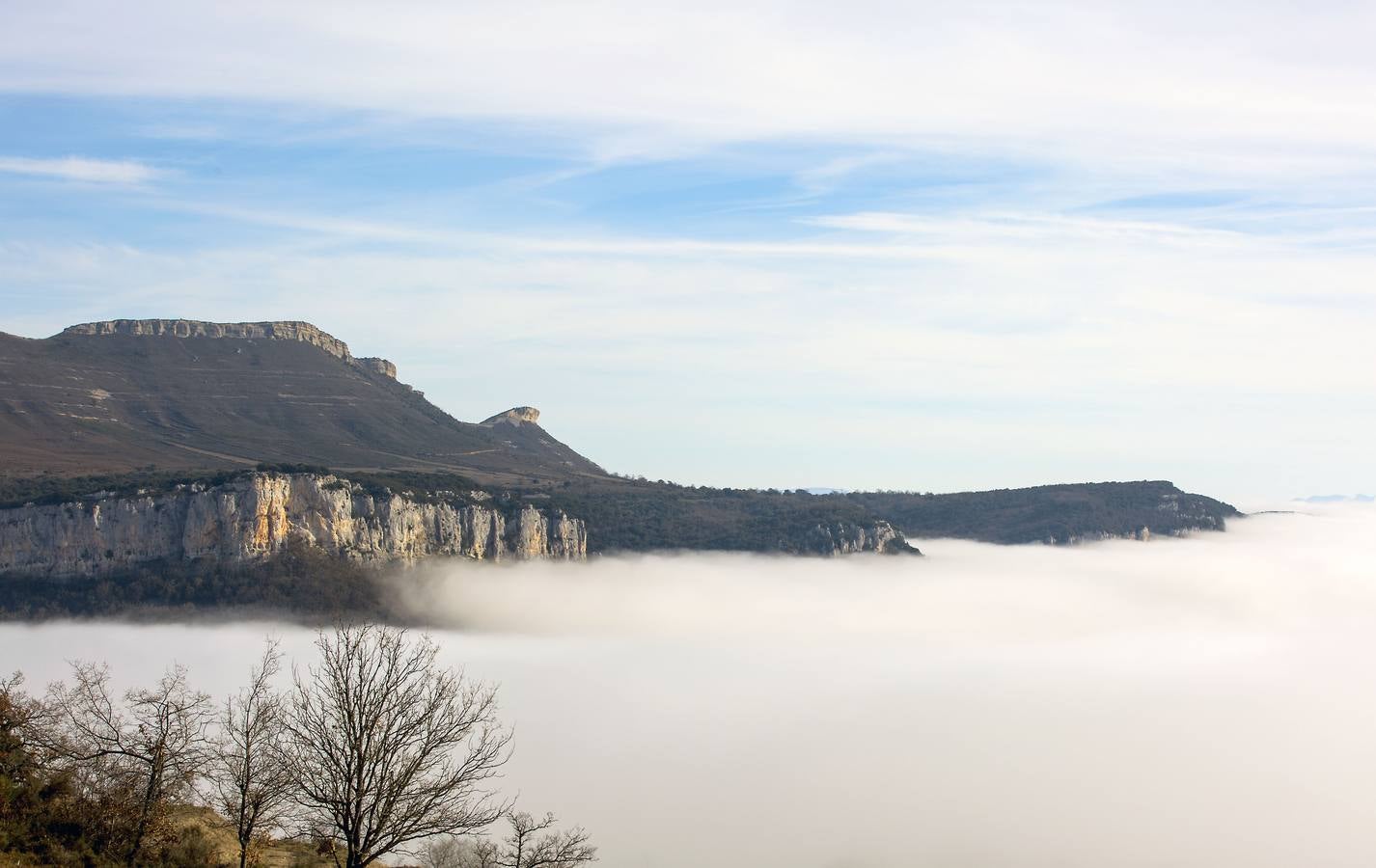 El complejo kárstico de Las Merindades pone el punto de misterio a un entorno natural delicioso para saborear en invierno