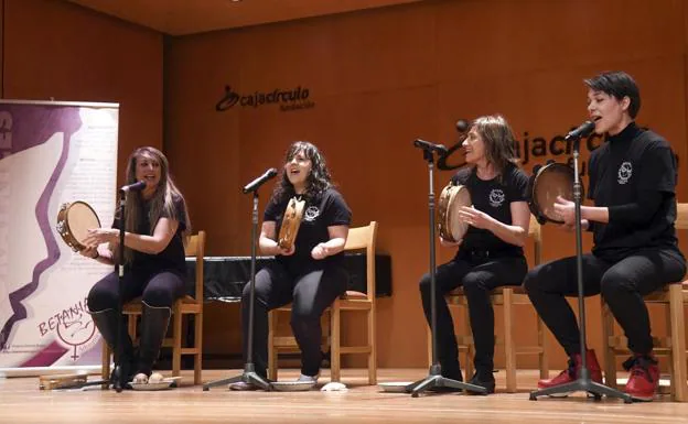 Betania Burgos celebra el Día Internacional de la Mujer con una gala solidaria. 