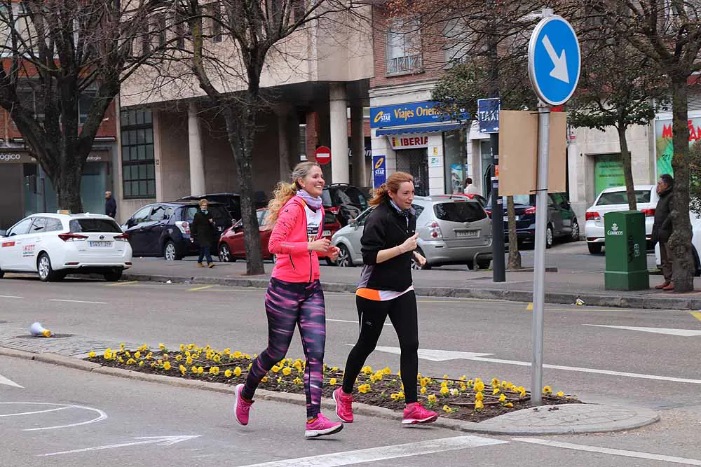 Alrededor de 700 burgaleses se suman a la primera carrera solidaria TDAH Bricomart Burgos, a beneficio de la Asociación Burgalesa de Afectados por el Déficit de Atención con o sin hiperactividad de Burgos