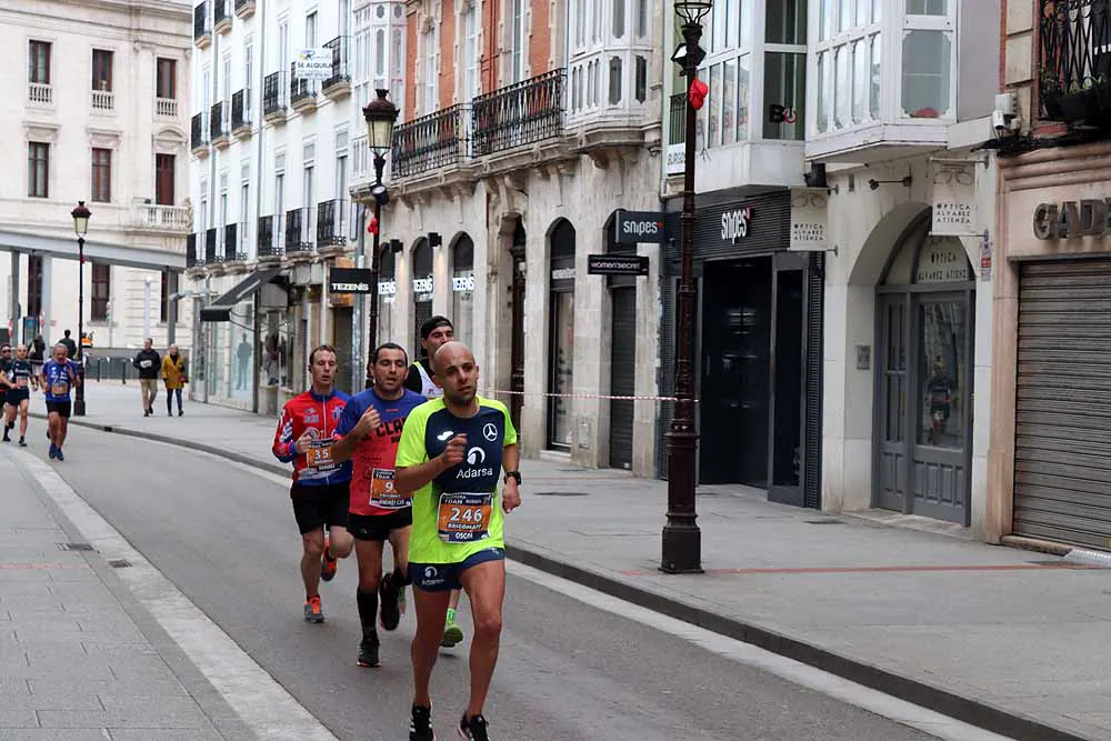 Alrededor de 700 burgaleses se suman a la primera carrera solidaria TDAH Bricomart Burgos, a beneficio de la Asociación Burgalesa de Afectados por el Déficit de Atención con o sin hiperactividad de Burgos