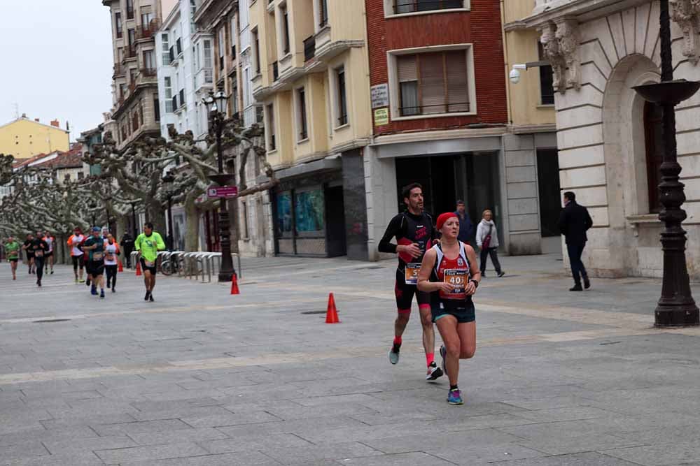 Alrededor de 700 burgaleses se suman a la primera carrera solidaria TDAH Bricomart Burgos, a beneficio de la Asociación Burgalesa de Afectados por el Déficit de Atención con o sin hiperactividad de Burgos