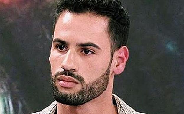 Agreden a Asraf Beno en una discoteca